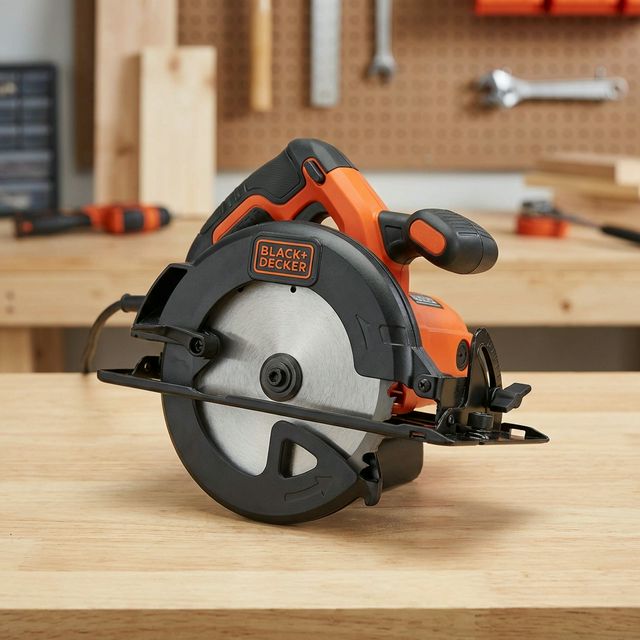 Serra Circular Black+Decker CS1024